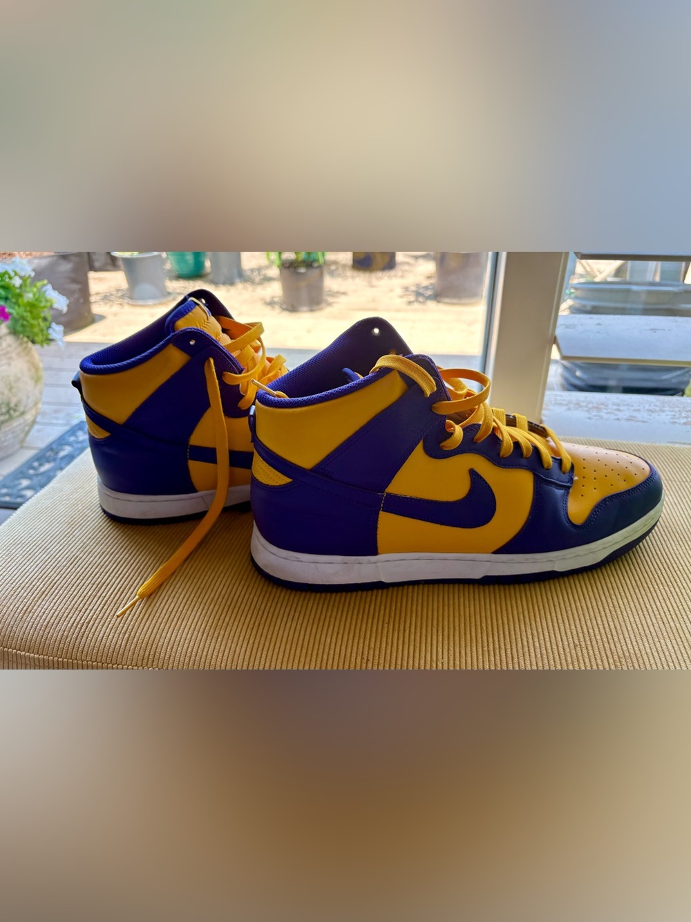 Nike High-Top Sneakers in Purple and Gold, Retro Lakers. Great condition. - Picture 3 of 5
